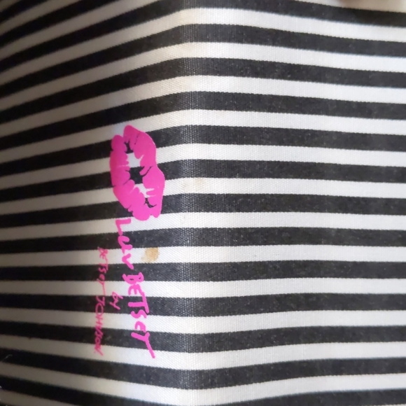 Betsey Johnson Wallet - Picture 4 of 5